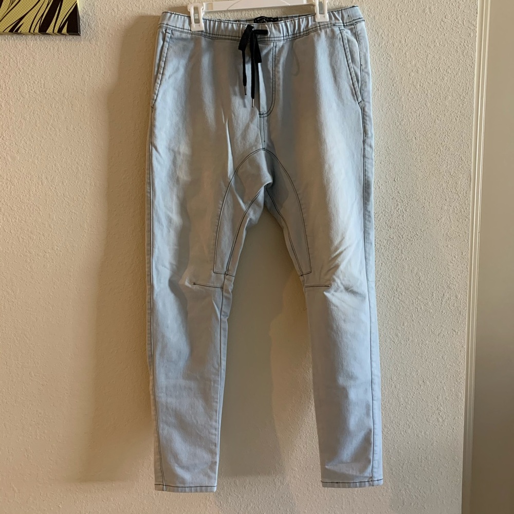 Men’s Light Wash Skinny Streach Denim Joggers